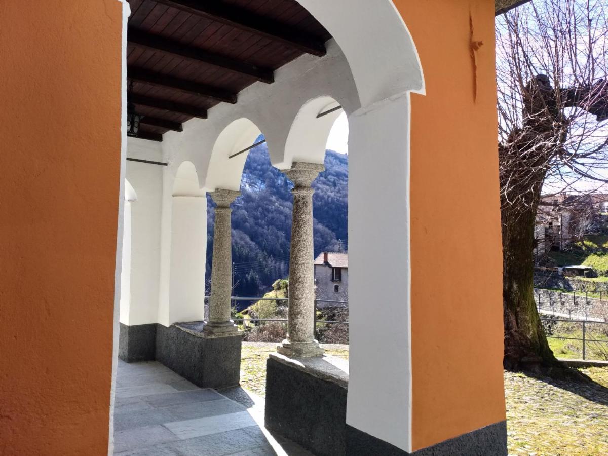 Rustico "Casa Di Sasso" Vila Intragna Exterior foto